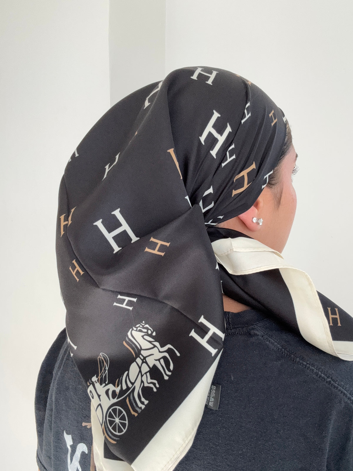 Black Hermes square