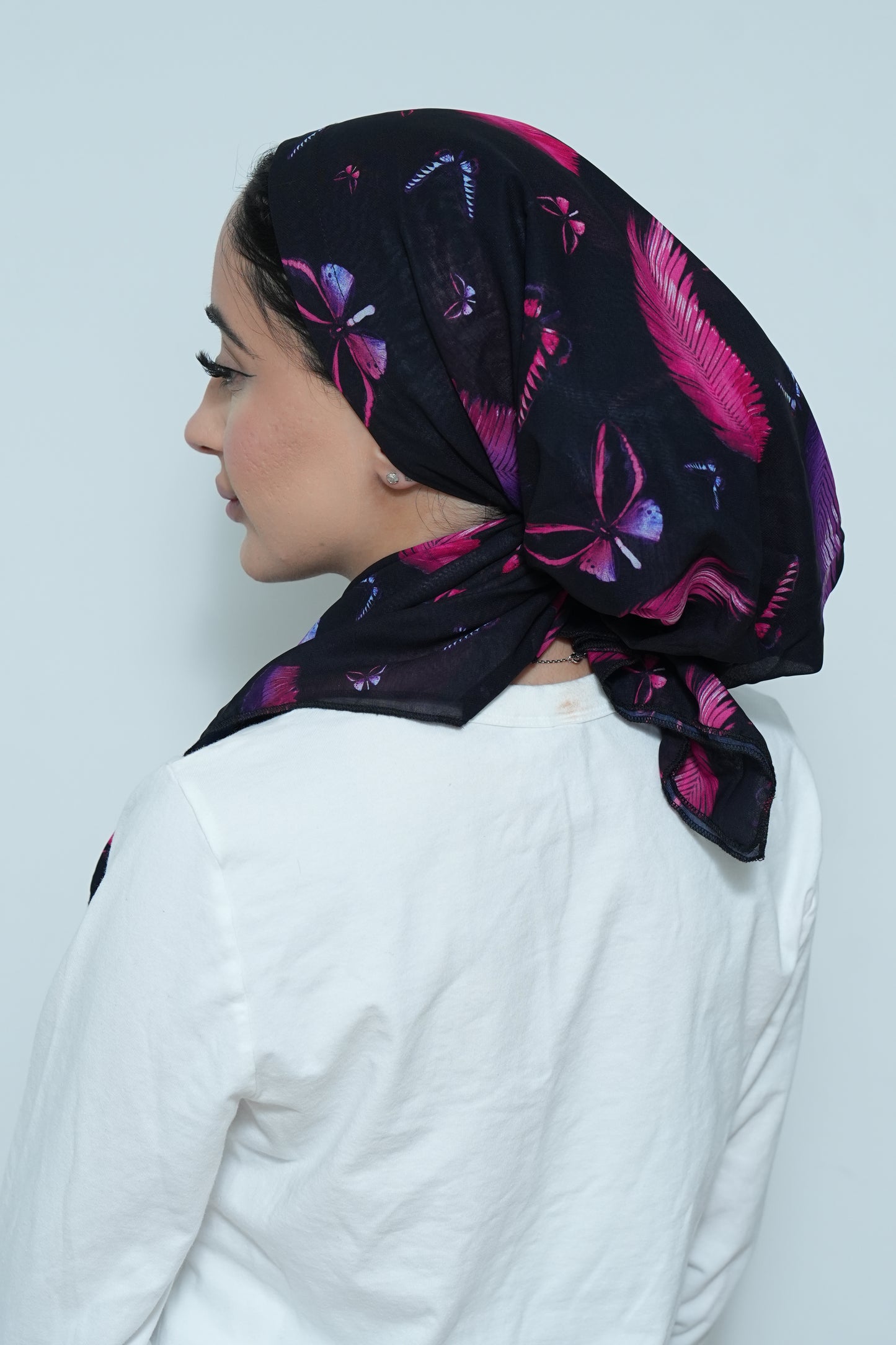 Adjustable neon bloom-flight pretie