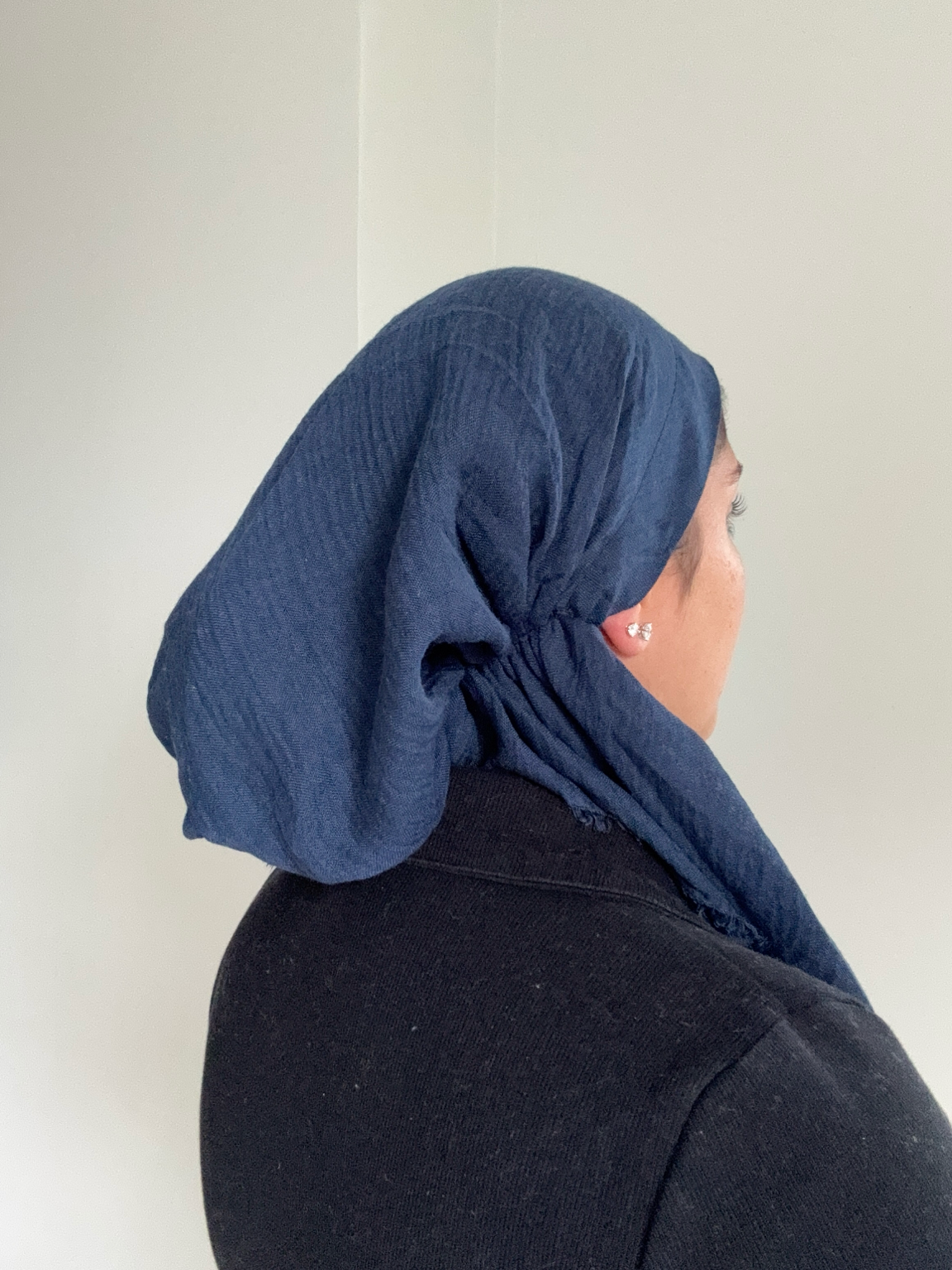 Adjustable Navy blue Pretie